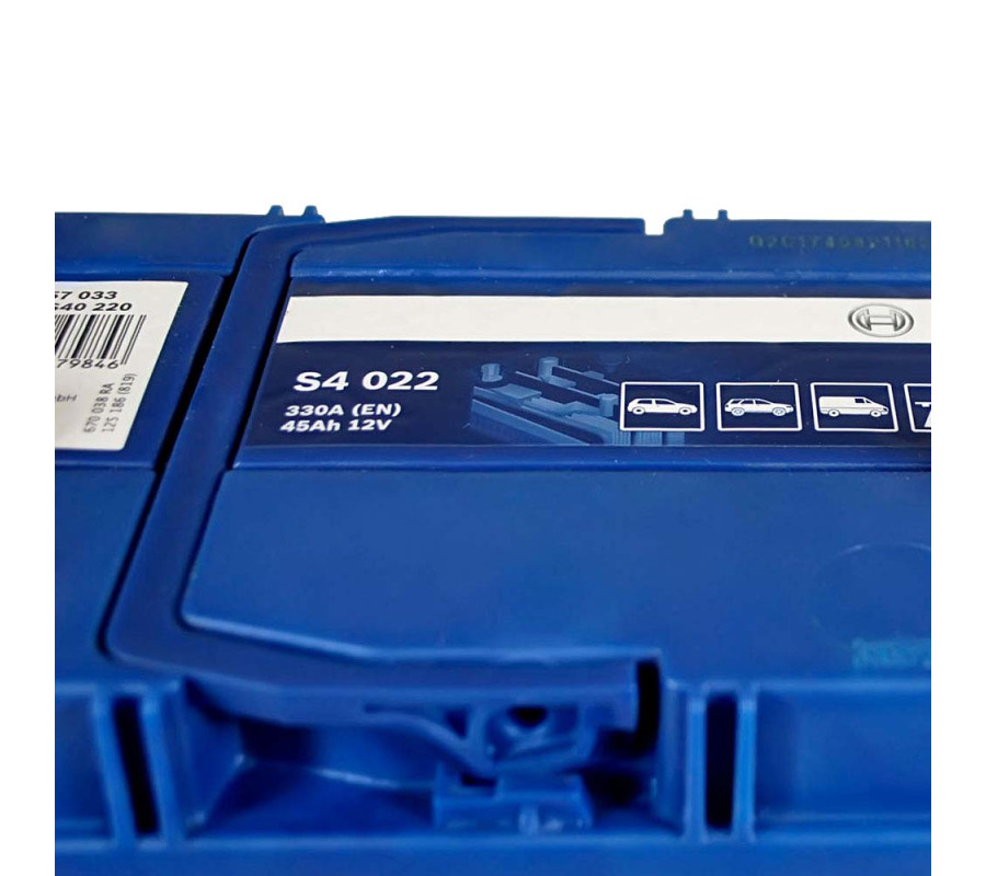 Автомобильный аккумулятор Bosch 45Ah 330A S4022